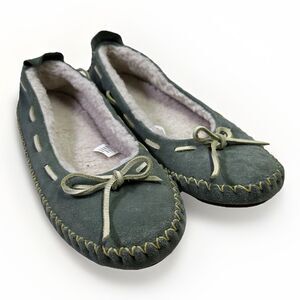 L.L Bean Women's Sz 8 Moccasin Slippers Green Shearling Sherpa Lined Cozy Suede